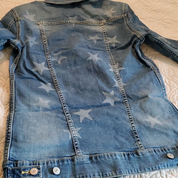 NWT SMALL LULAROE JAXON DENIM JACKET BLUE WASHED - Picture 4 of 5